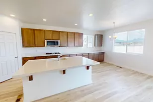 635 S Chan Dr E, Grantsville, UT 84029 - Photo 5