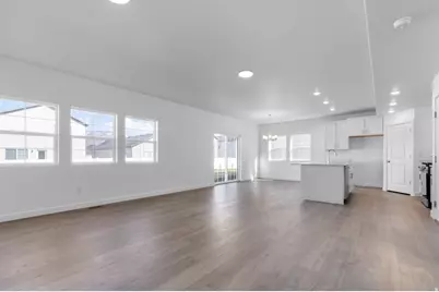 5688 N Mallard Dr, Stansbury Park, UT 84074 - Photo 9