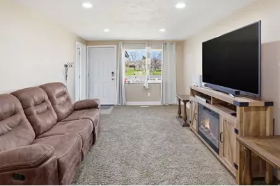 240 W 300 S, Smithfield, UT 84335 - Photo 3