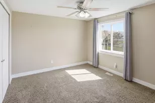 240 W 300 S, Smithfield, UT 84335 - Photo 9