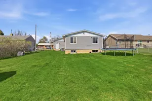 240 W 300 S, Smithfield, UT 84335 - Photo 21