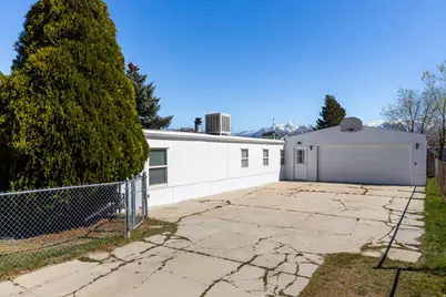 8547 S Coachman Way W, West Jordan, UT 84088 - Photo 3