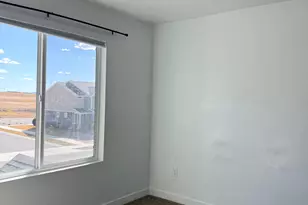 1002 W Fox Ave, Santaquin, UT 84655 - Photo 9