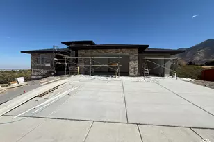 599 S Oakridge Dr E, Tooele, UT 84074 - Photo 1