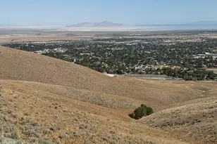 599 S Oakridge Dr E, Tooele, UT 84074 - Photo 1