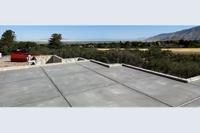 599 S Oakridge Dr E, Tooele, UT 84074 - Photo 3