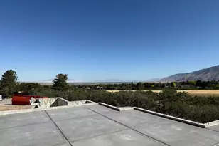 599 S Oakridge Dr E, Tooele, UT 84074 - Photo 3