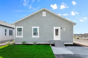 5666 N Mallard Dr, Stansbury Park, UT 84074 - Photo 5