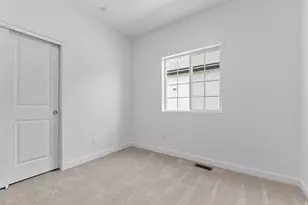 5666 N Mallard Dr, Stansbury Park, UT 84074 - Photo 15