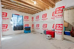 7094 W Moorepark Pl, West Jordan, UT 84081 - Photo 33