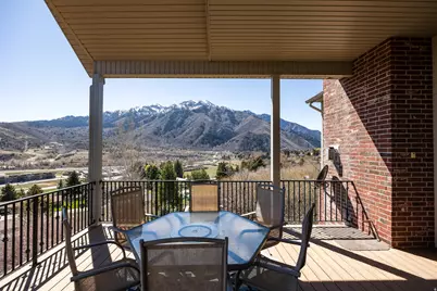 5928 N River View Cir E, Mountain Green, UT 84050 - Photo 37