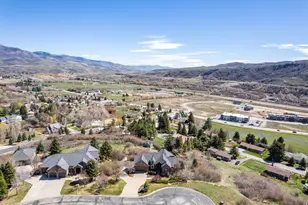5928 N River View Cir E, Mountain Green, UT 84050 - Photo 61