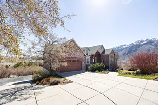 5928 N River View Cir E, Mountain Green, UT 84050 - Photo 39
