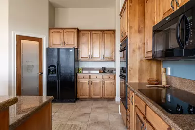 5928 N River View Cir E, Mountain Green, UT 84050 - Photo 11