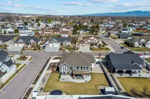 3443 W Harvestwood Ln, Riverton, UT 84065 - Photo 43