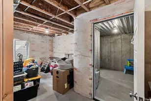 1395 E Kelsey Dr, Eagle Mountain, UT 84005 - Photo 29