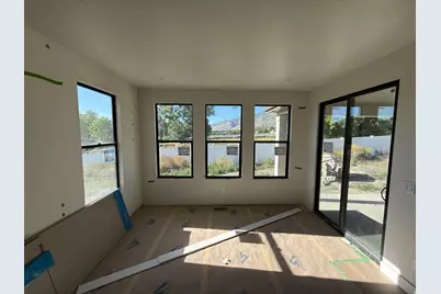 286 W Summerhill Ln, Centerville, UT 84014 - Photo 9