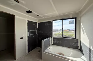 286 W Summerhill Ln, Centerville, UT 84014 - Photo 13