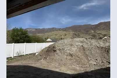 286 W Summerhill Ln, Centerville, UT 84014 - Photo 23