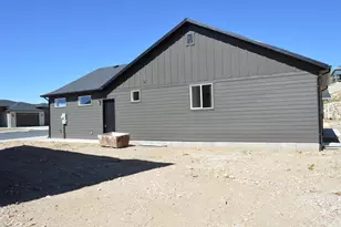 3038 N Mountain Rd, North Ogden, UT 84414 - Photo 13