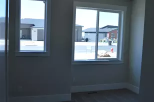 3038 N Mountain Rd, North Ogden, UT 84414 - Photo 25