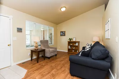 69 N Meadowlark Cir W, Grantsville, UT 84029 - Photo 13