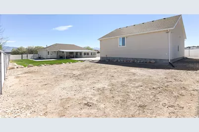 69 N Meadowlark Cir W, Grantsville, UT 84029 - Photo 71