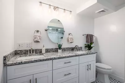 777 E South Temple S #11F, Salt Lake City, UT 84102 - Photo 17