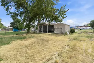 5549 S 2700 W, Roy, UT 84067 - Photo 15