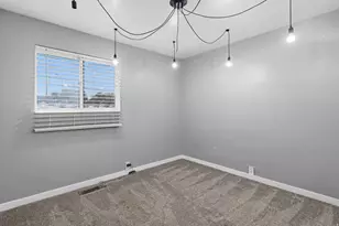 5549 S 2700 W, Roy, UT 84067 - Photo 9