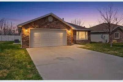 285 W 60 S, Hyde Park, UT 84318 - Photo 1