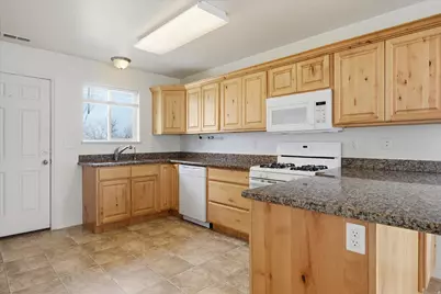 285 W 60 S, Hyde Park, UT 84318 - Photo 11