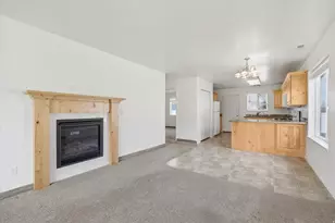285 W 60 S, Hyde Park, UT 84318 - Photo 9