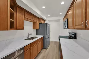 7873 S Chadbourne Dr, Cottonwood Heights, UT 84121 - Photo 5