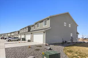 315 E Serenity Ave, Tooele, UT 84074 - Photo 21