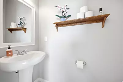 707 E 380 S, American Fork, UT 84003 - Photo 5