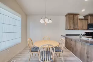 303 Heber Ln, Grantsville, UT 84029 - Photo 7