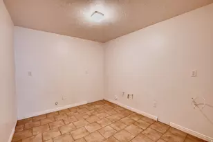 303 Heber Ln, Grantsville, UT 84029 - Photo 17