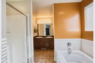 303 Heber Ln, Grantsville, UT 84029 - Photo 9