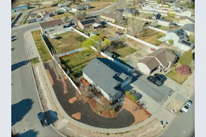 303 Heber Ln, Grantsville, UT 84029 - Photo 29