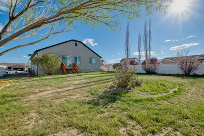 303 Heber Ln, Grantsville, UT 84029 - Photo 21