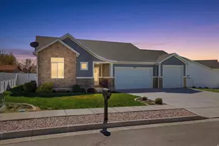 2877 W 4200 S, Roy, UT 84067 - Photo 1