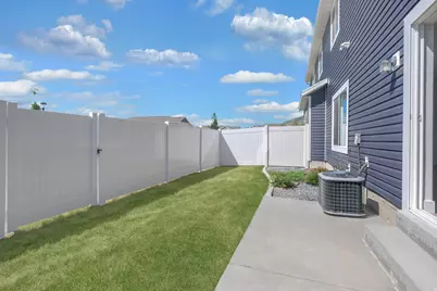 426 S 1400 E, Hyrum, UT 84319 - Photo 21