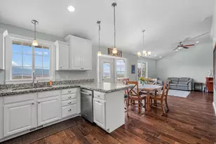 1124 S 1050 W, Tooele, UT 84074 - Photo 7