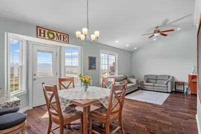 1124 S 1050 W, Tooele, UT 84074 - Photo 5