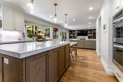 8967 S Cobble Canyon Ln, Sandy, UT 84093 - Photo 9