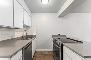 2220 E Murray Holladay Rd, Salt Lake City, UT 84117 - Photo 11