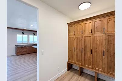 764 E Mountain Rd, North Ogden, UT 84414 - Photo 9