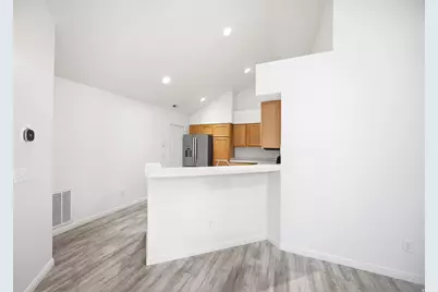 2183 W W Jordan Villa Dr W, West Jordan, UT 84088 - Photo 9