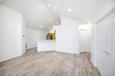 2183 W W Jordan Villa Dr W, West Jordan, UT 84088 - Photo 11